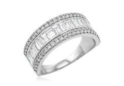 Золотое кольцо дорожка с бриллиантами