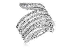 Кольцо из золота с бриллиантами