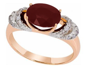 Золотое кольцо с гранатом