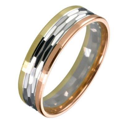 Золотое обручальное кольцо 