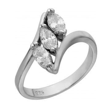 Серебряное кольцо с фианитом